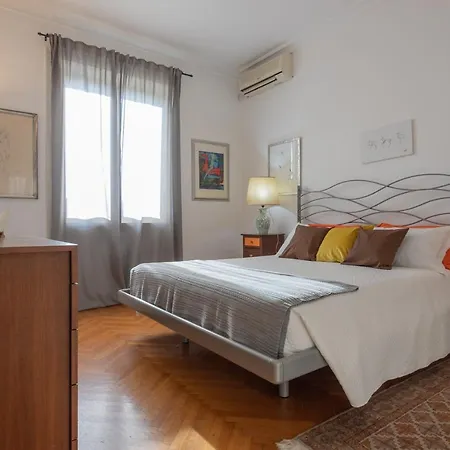 Casa Torricelli In Zona Crocetta By Wonderful Italy *