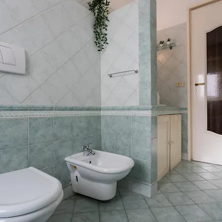 Casa Torricelli In Zona Crocetta By Wonderful Italy