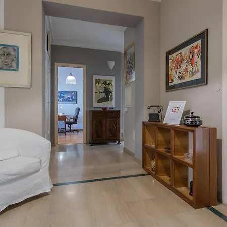 Apartment Casa Torricelli In Zona Crocetta By Wonderful Italy *